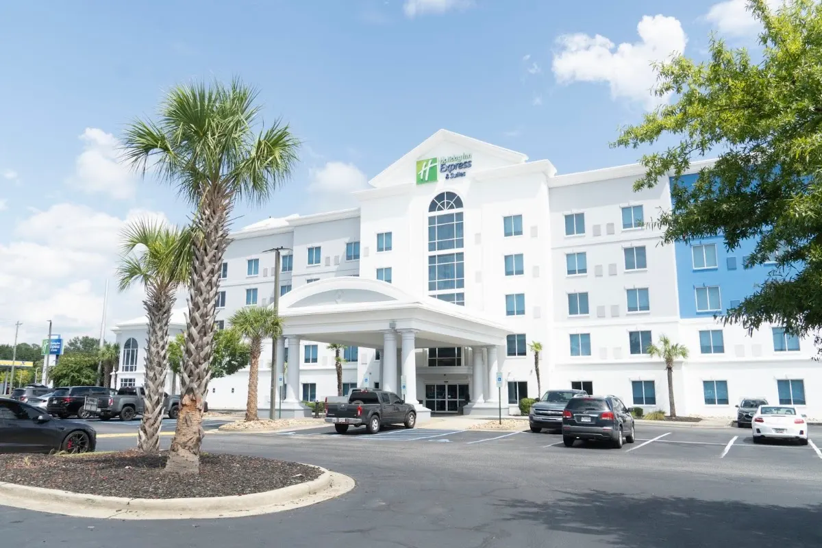 Holiday Inn Express & Suites Columbia-Fort Jackson by IHG