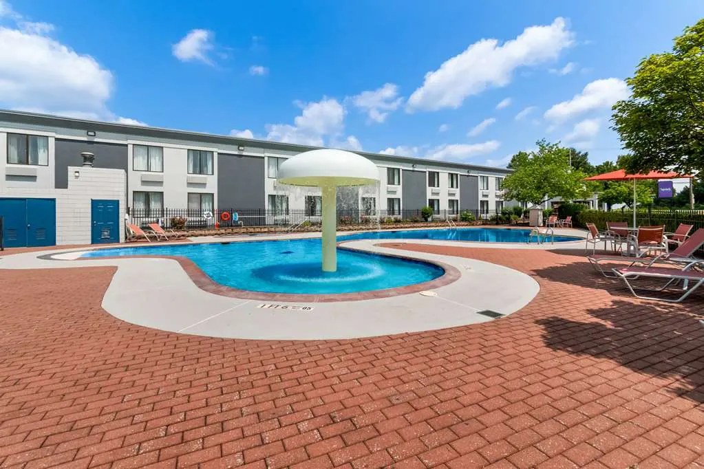Spark by Hilton Hummelstown Hershey