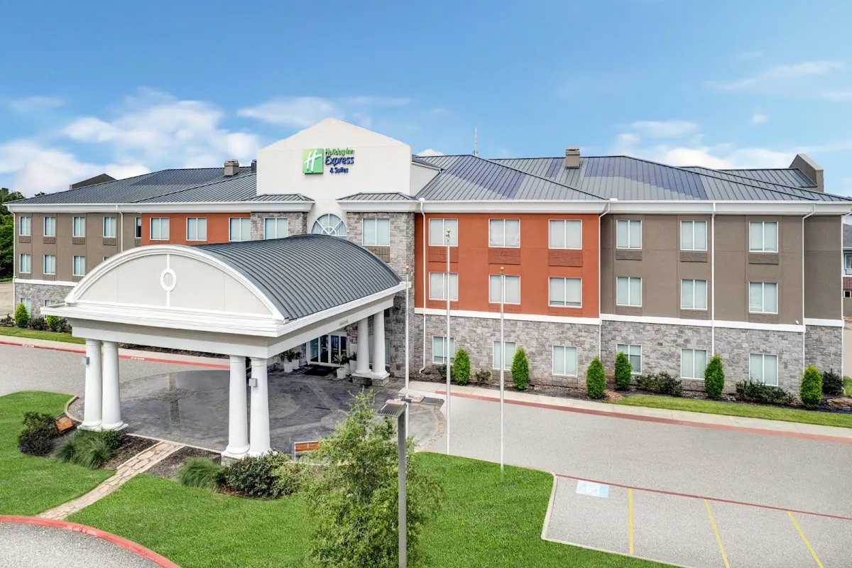 Holiday Inn Express & Suites Clute - Lake Jackson by IHG