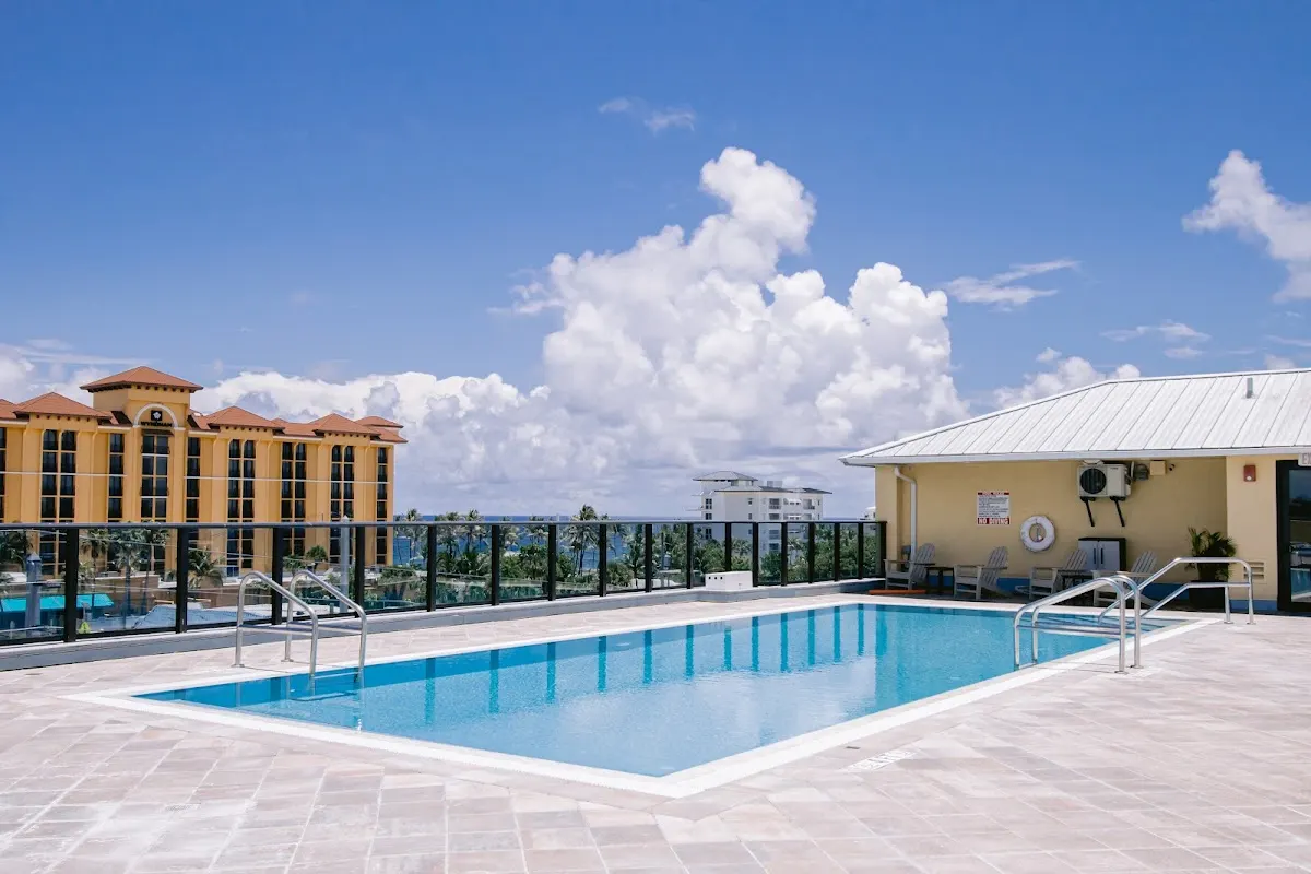 Vistalmar Beach Resort