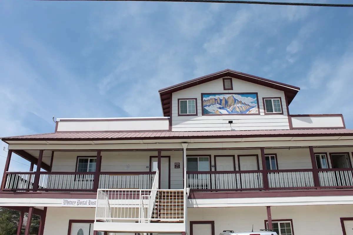 Whitney Portal Hostel & Hotel