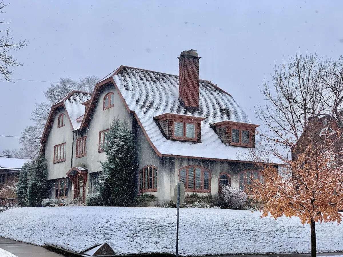The Leonard At Logan House