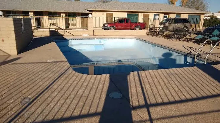 Economy Inn Safford