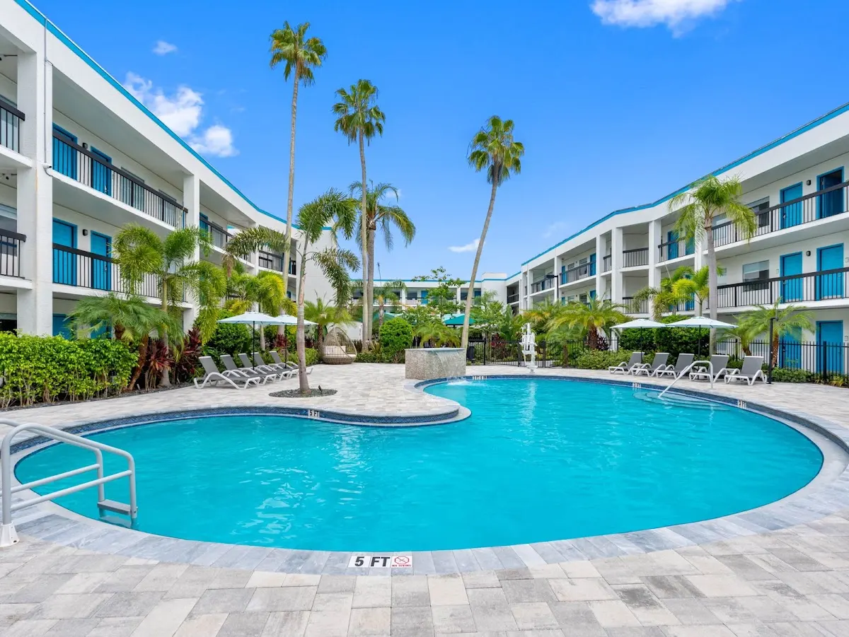 Oasis Bay Suites