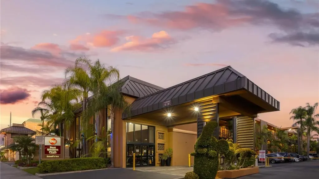 Best Western Plus Stovall's Inn