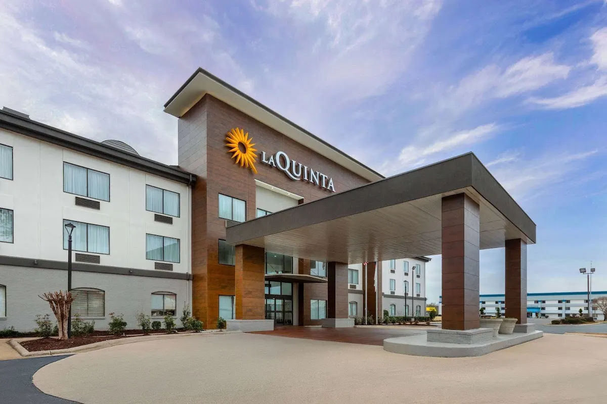 La Quinta Inn & Suites by Wyndham Meridian