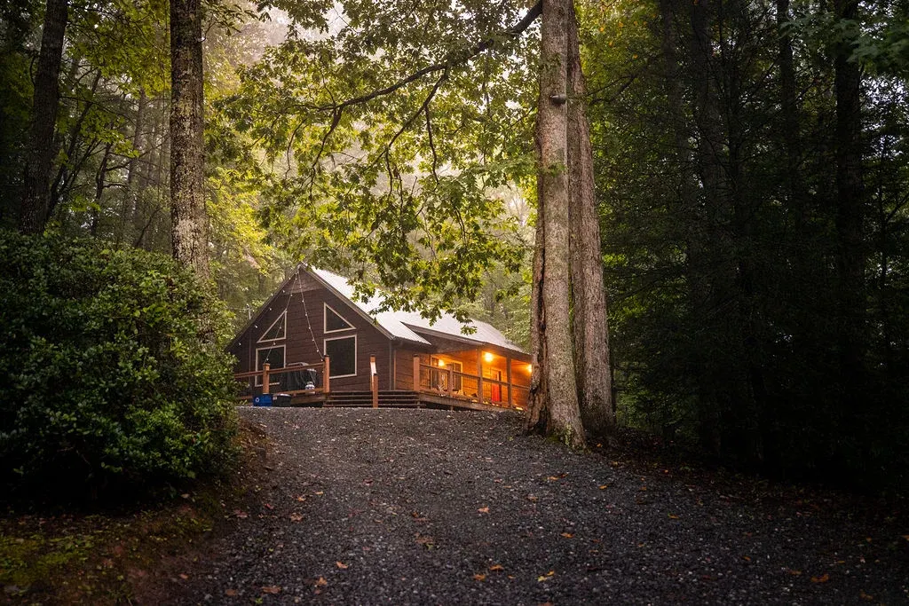 Willow Falls Resort - Wedding and Event Venue
