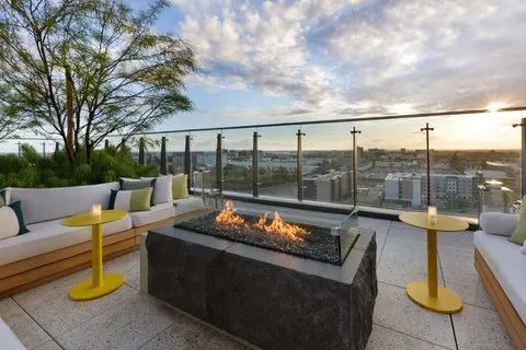 The Viv Hotel, Anaheim, a Tribute Portfolio Hotel