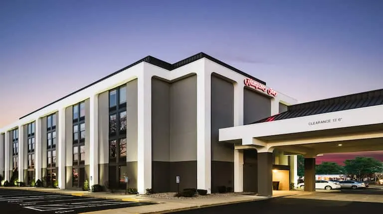 Hampton Inn West Springfield