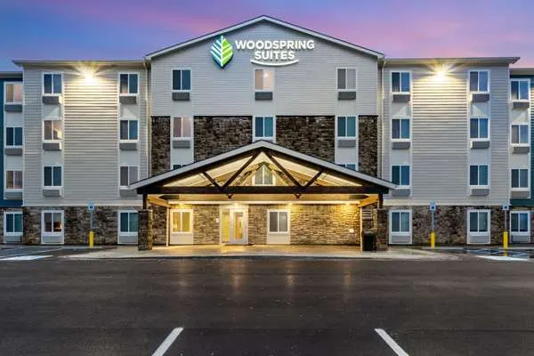 WoodSpring Suites Indianapolis Airport South