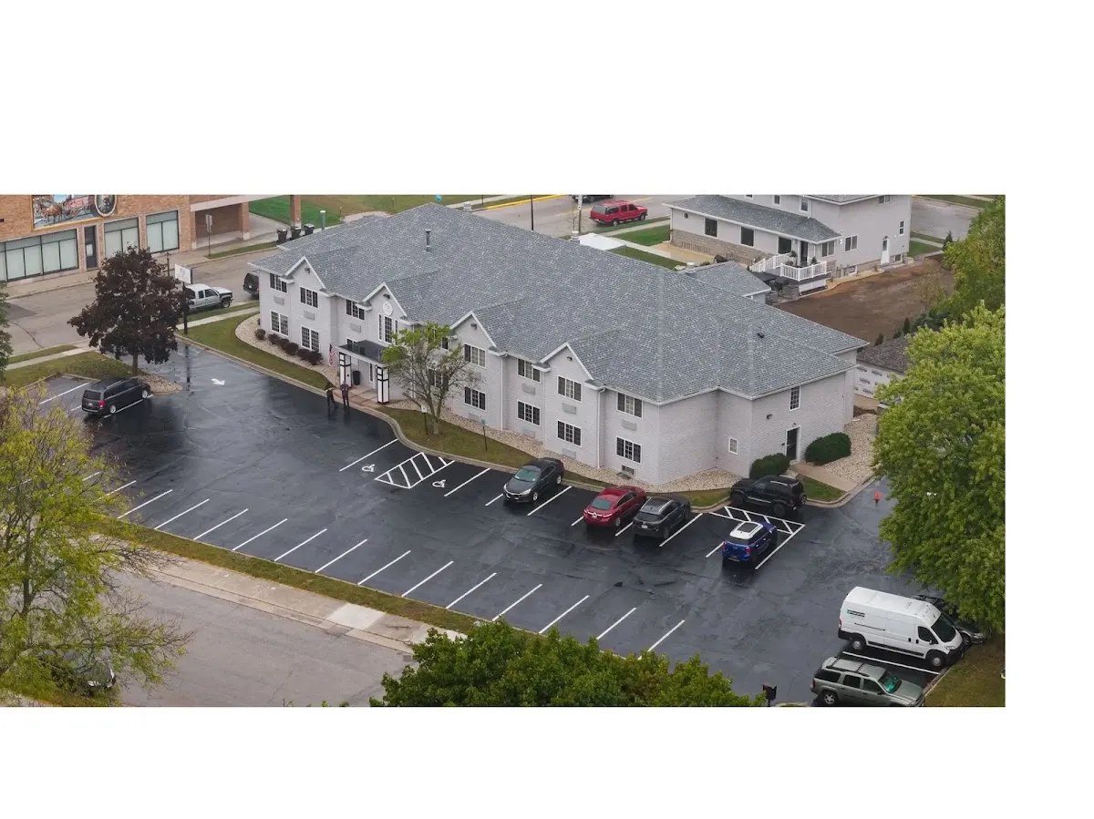 Plymouth Suites Hotel