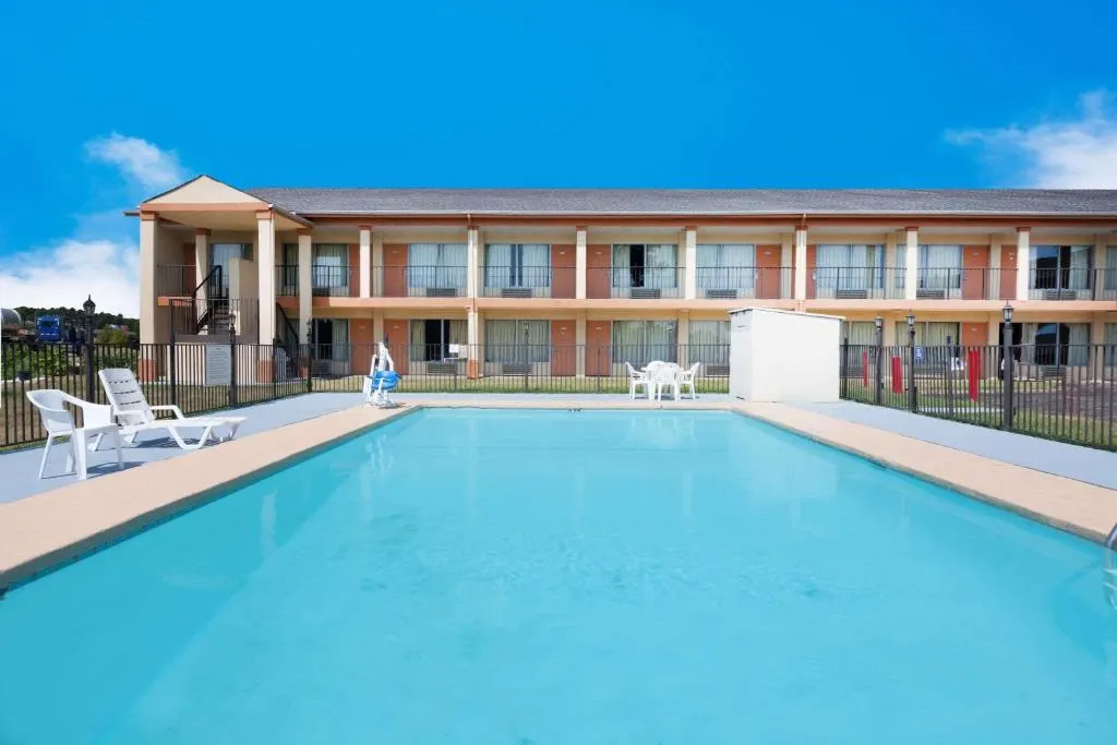 Arya inn & Extended Stay