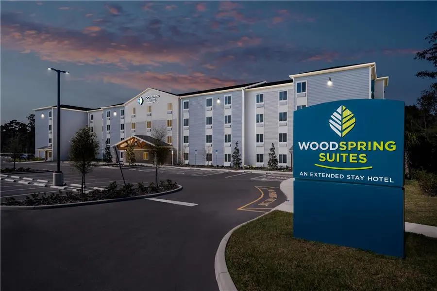 WoodSpring Suites Orlando East UCF