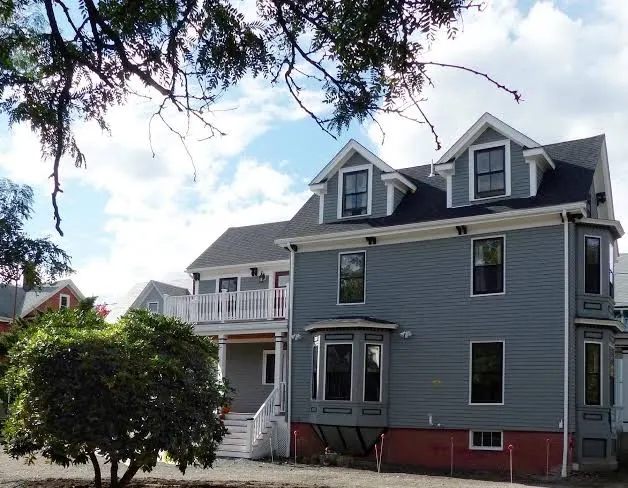 The Davis Square Inn