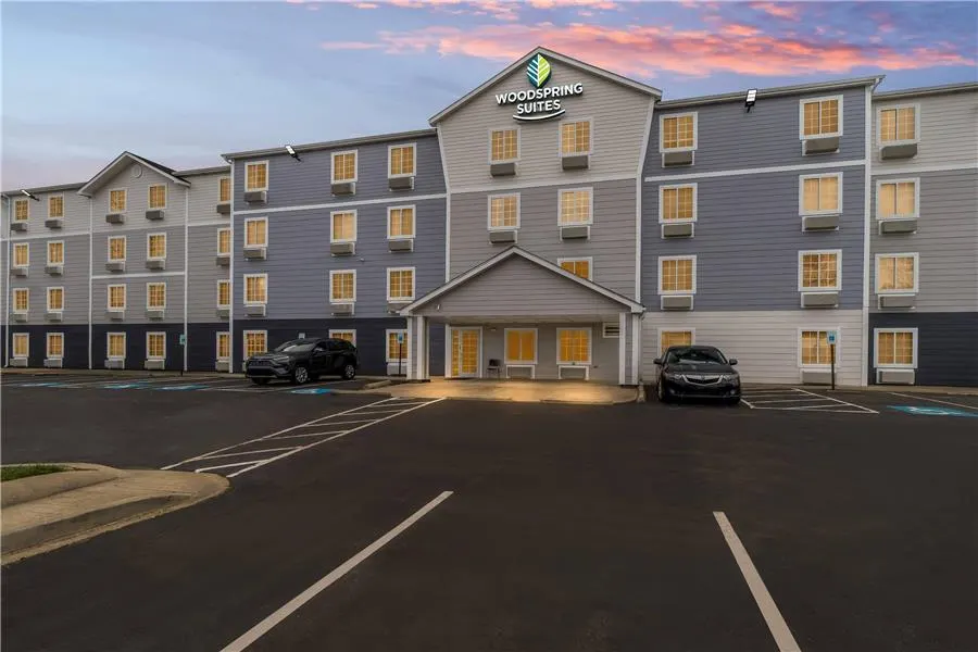 Woodspring Suites Memphis East I-40