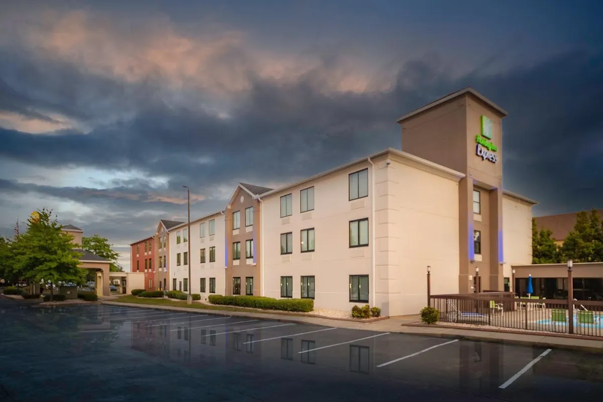 Holiday Inn Express Clayton (SE Raleigh) by IHG