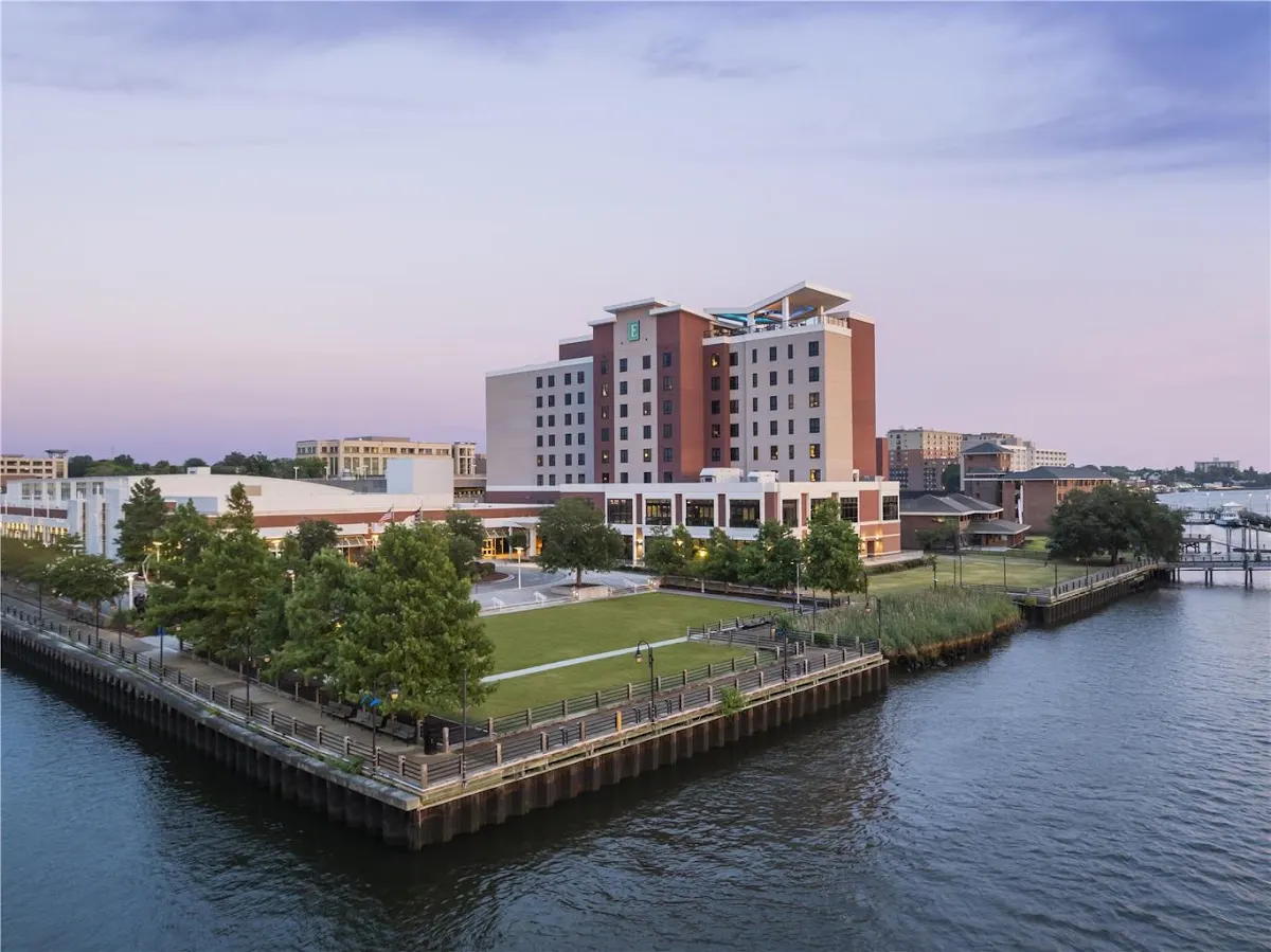Embassy Suites by Hilton Wilmington Riverfront