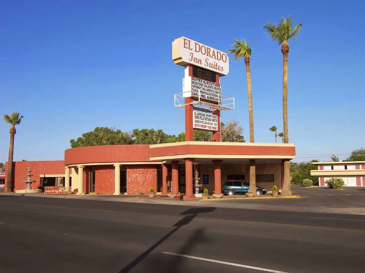 El Dorado Inn Suites,Restaurant and Bar