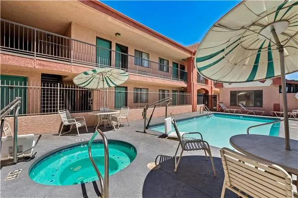 Days Inn by Wyndham Tucson Airport
