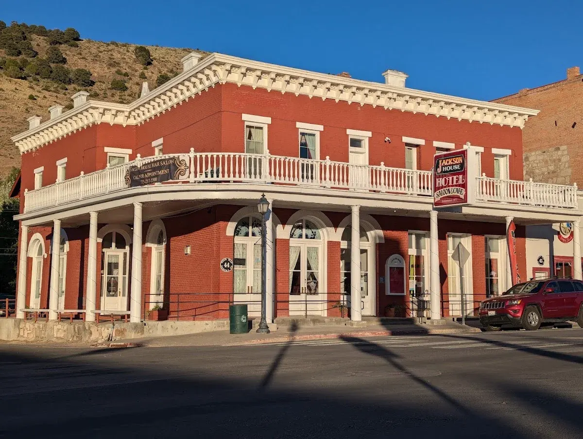 Jackson House Hotel