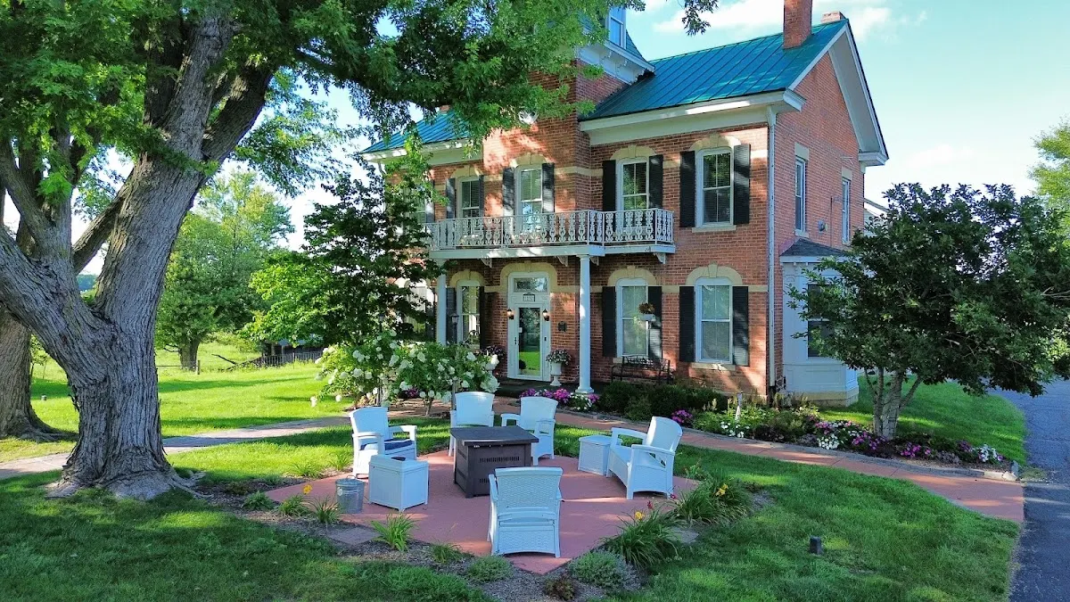 Cloran Mansion Bed and Breakfast