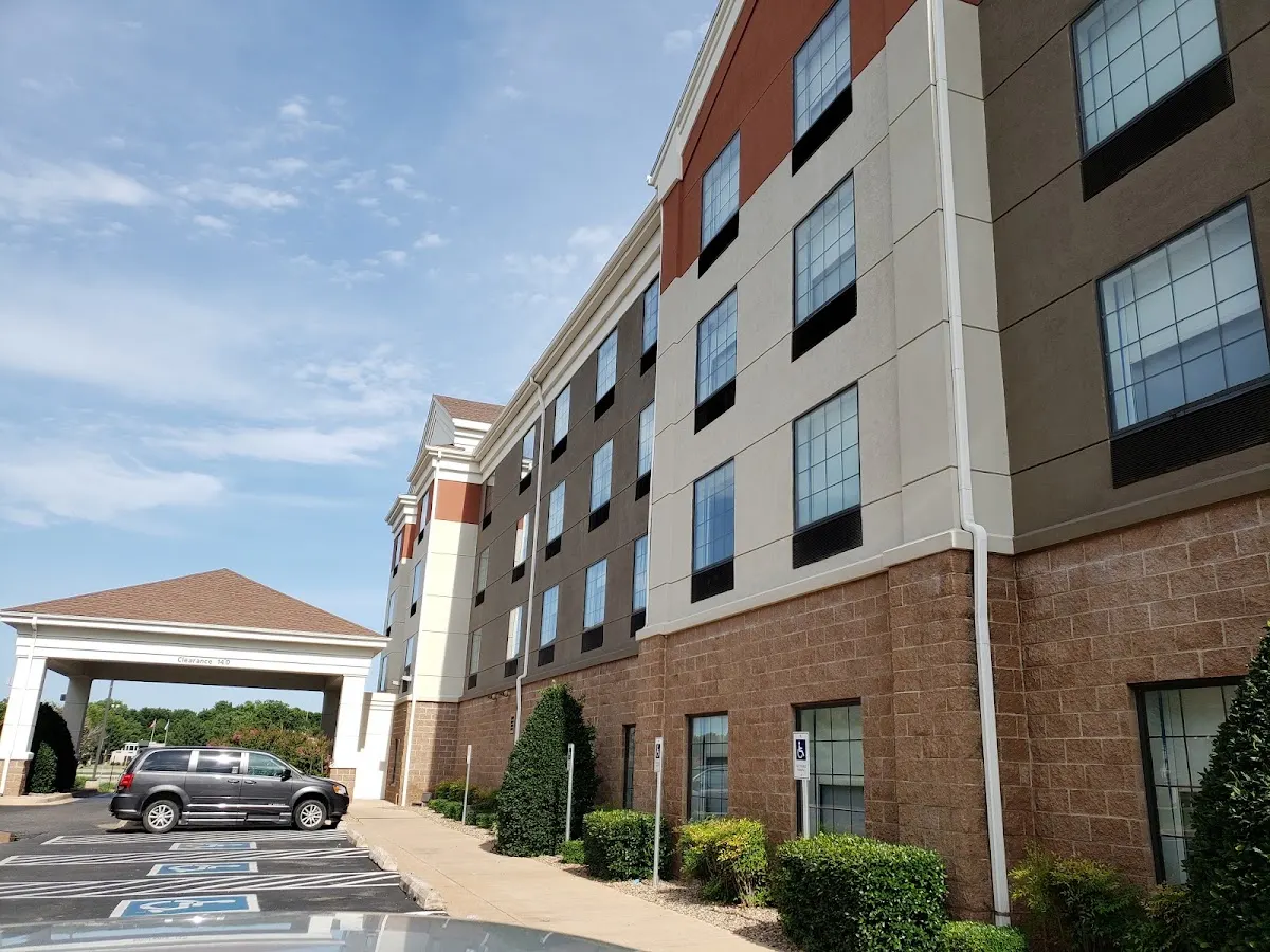 Holiday Inn Express & Suites Lawton-Fort Sill