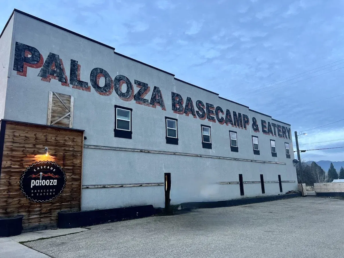 Palooza Basecamp Hotel
