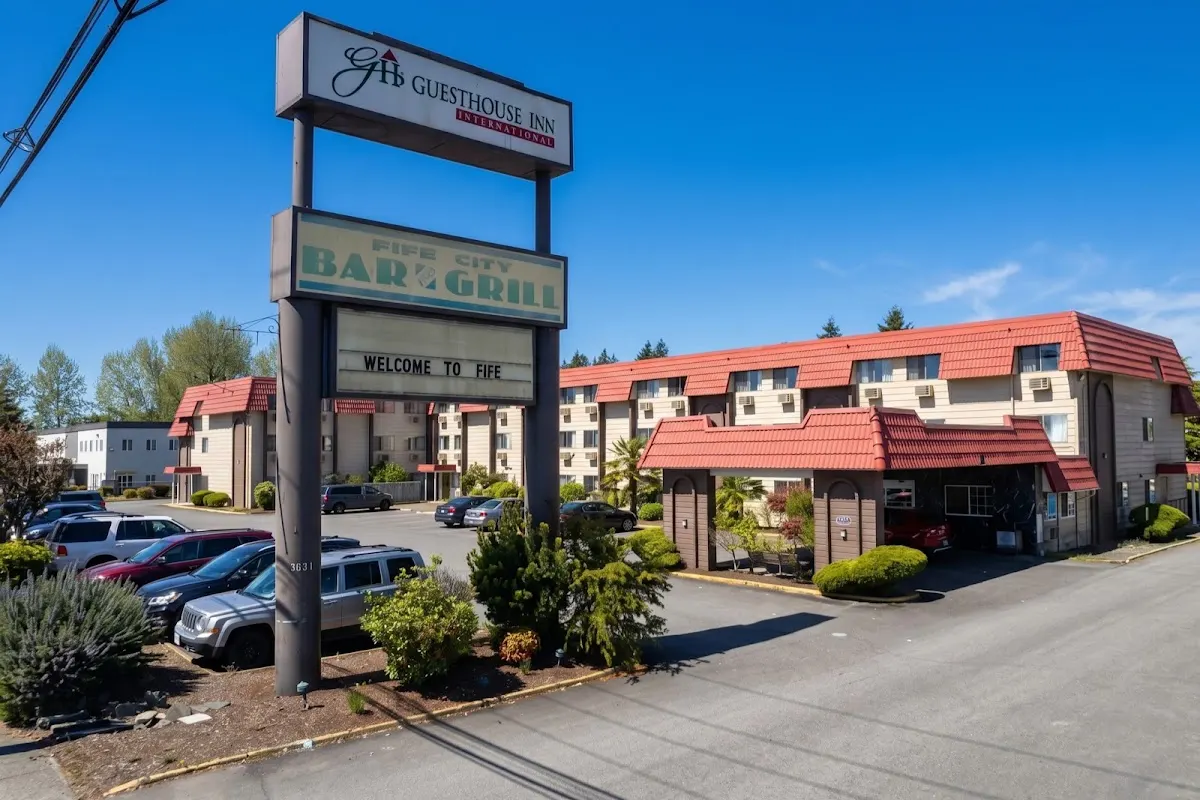 Tacoma Port Inn Fife I-5
