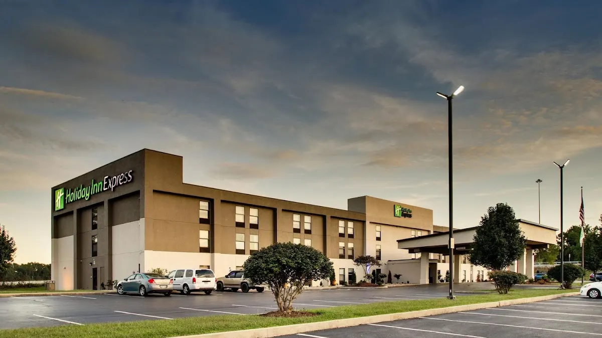 Holiday Inn Express Horse Cave by IHG