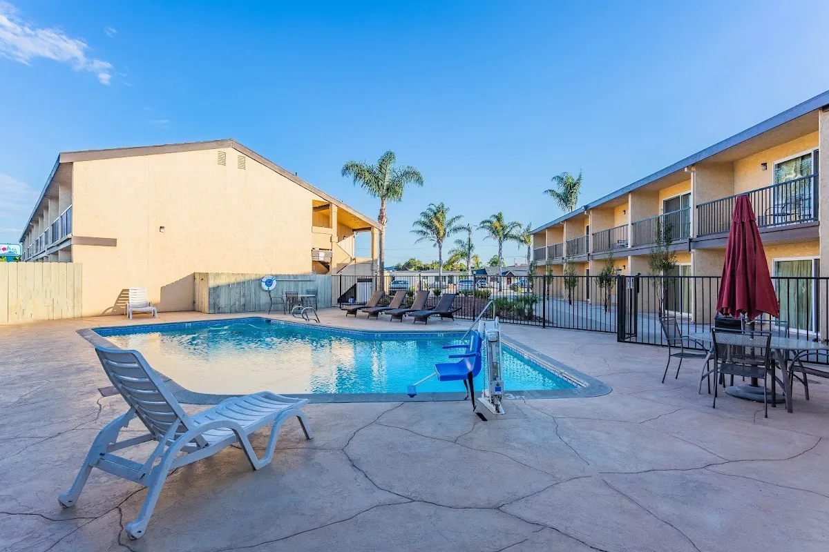 Aloha Inn