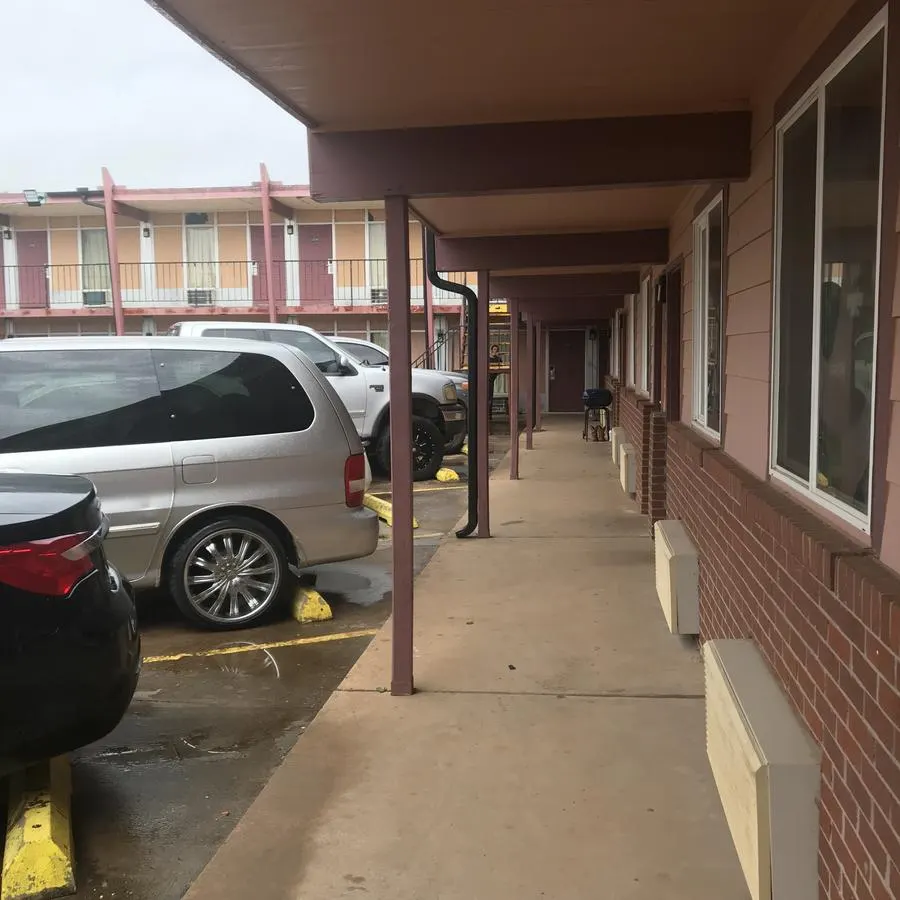 Guest Inn Yukon