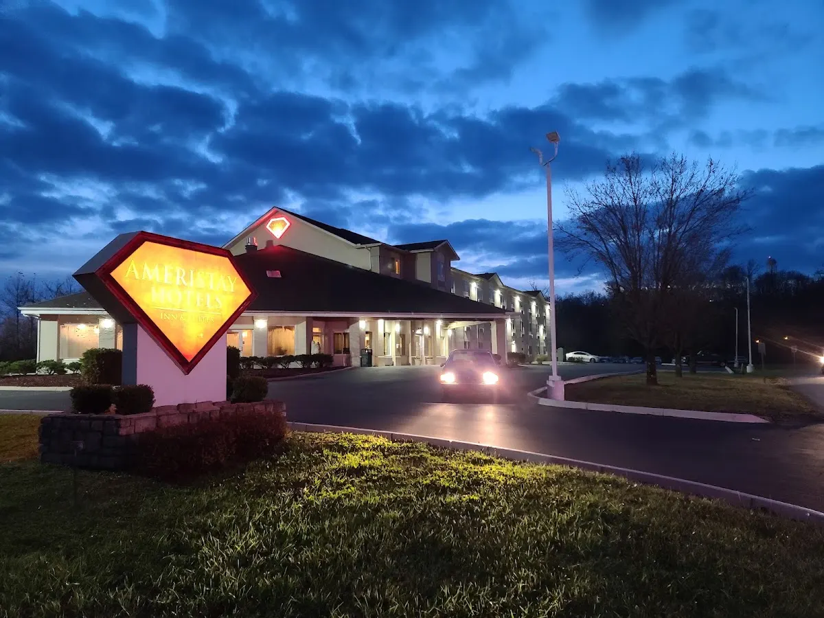 Ameristay Inn & Suites