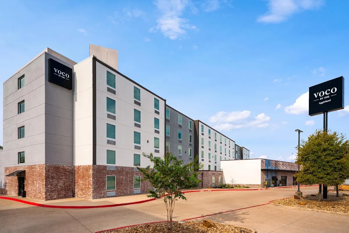 voco College Station Aggieland by IHG