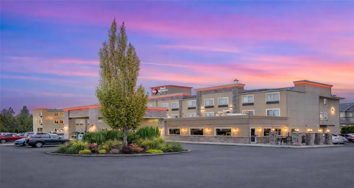 Best Western Plus Peppertree Airport Inn