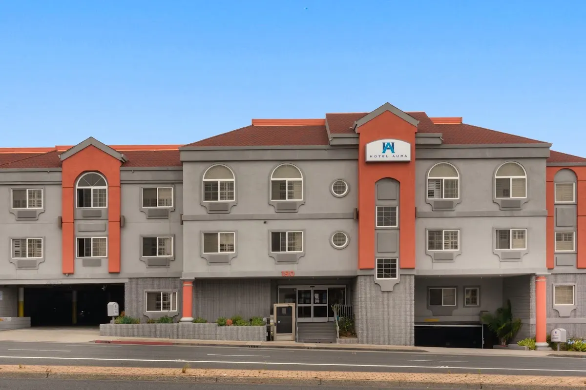 Hotel Aura