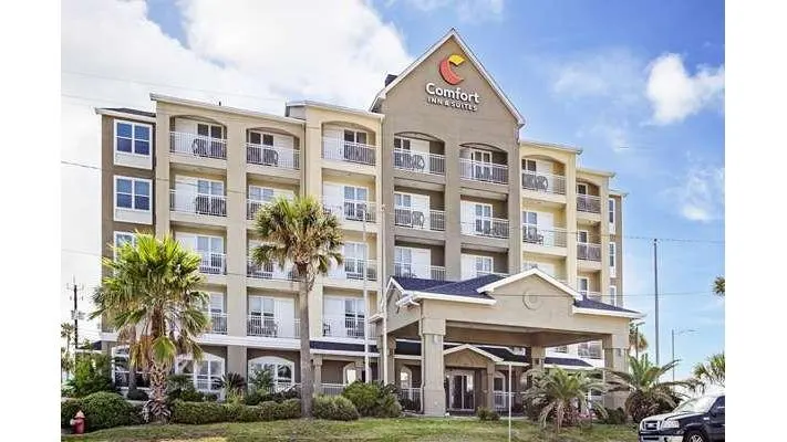 Comfort Inn & Suites Galveston Central Island near Pier
