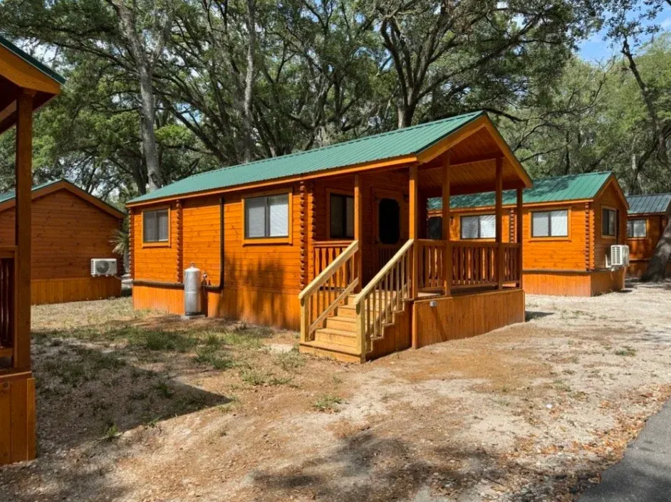 Happy Traveler Cabins and RV Resort