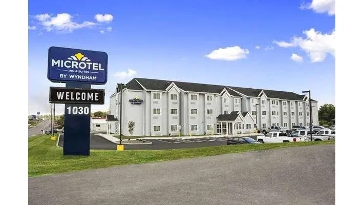 Microtel Inn & Suites by Wyndham Carrollton