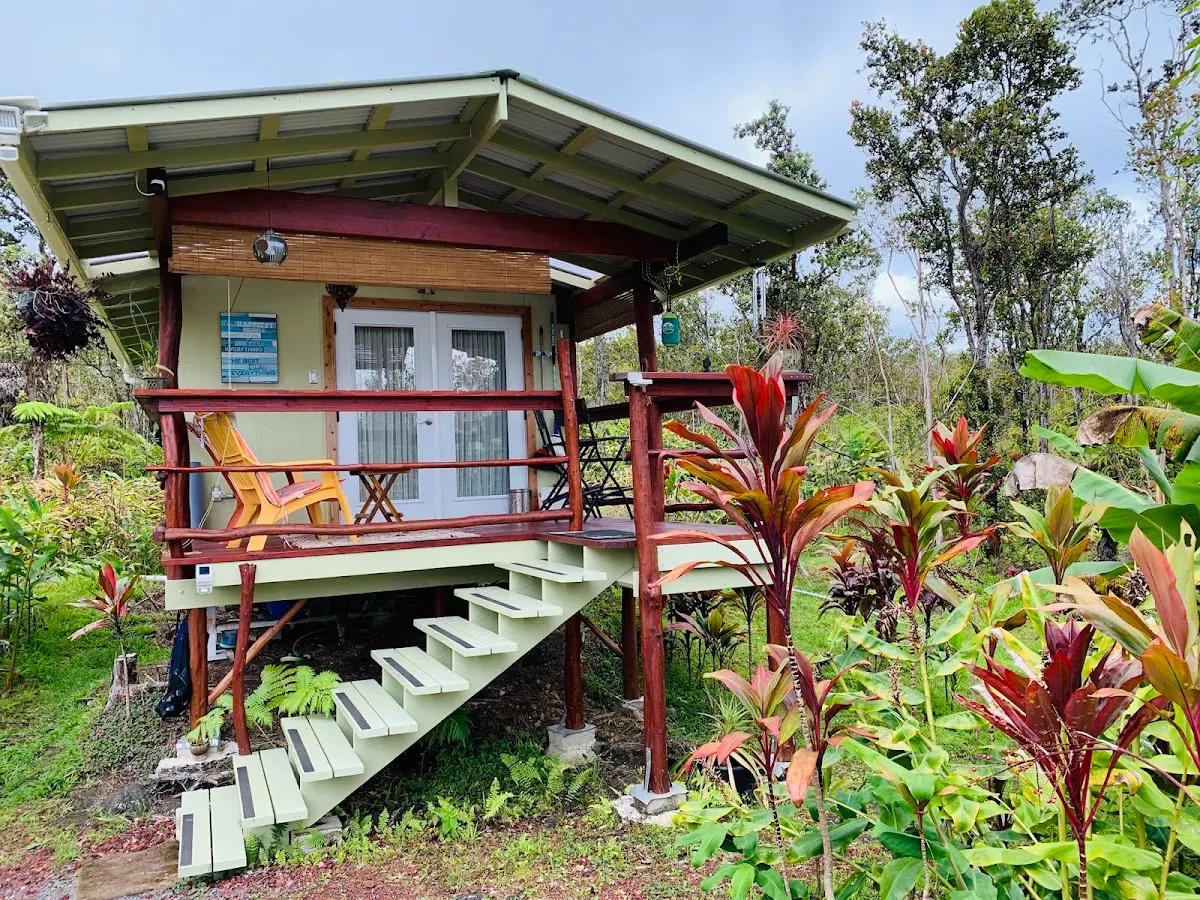 Volcano Eco Cabin