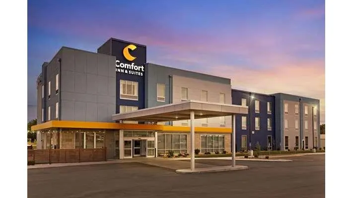 Comfort Inn & Suites Mountain Grove US-60