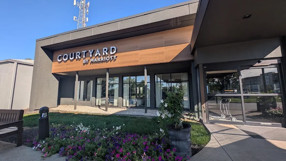 Courtyard by Marriott Columbus Worthington