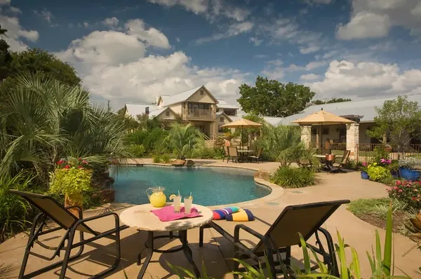 Inn on Lake Granbury a Boutique Hotel