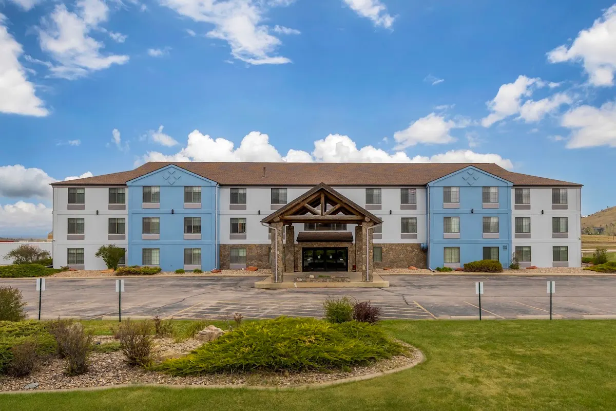 Comfort Inn & Suites Summerset - North Rapid City