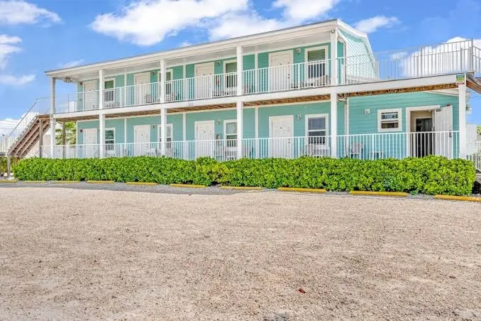 Bonefish Bay Motel & RV Sites