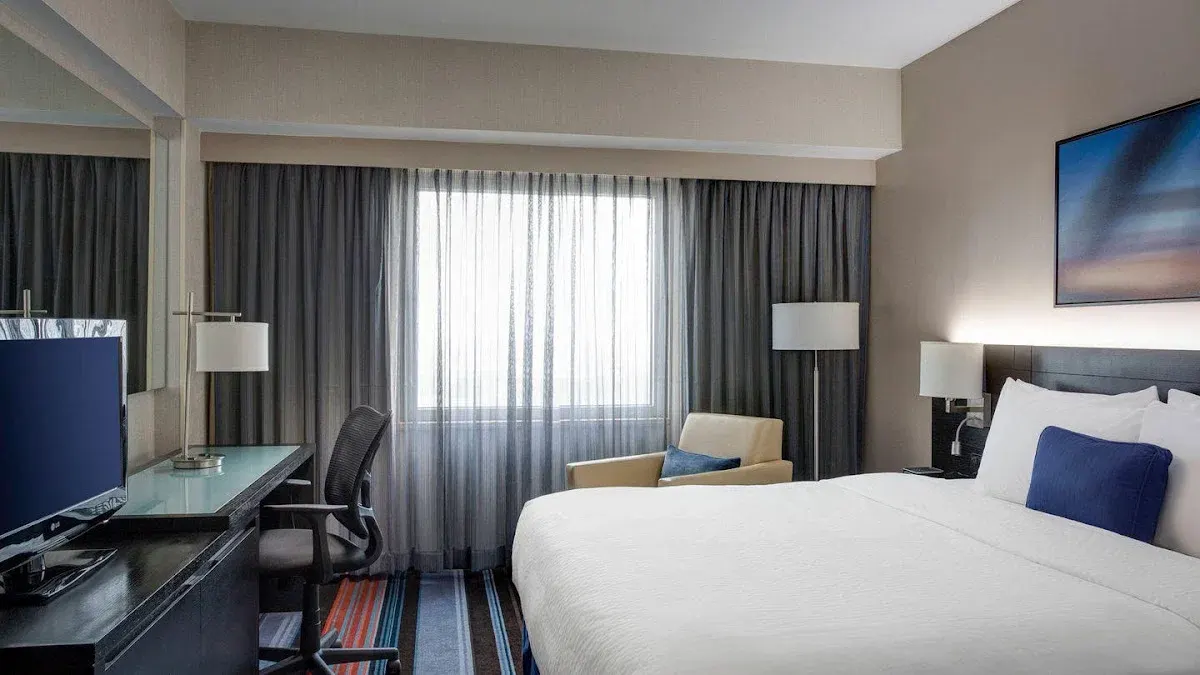 Courtyard by Marriott New York JFK Airport