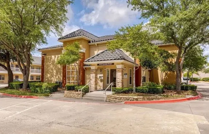 Suburban Studios Irving - Las Colinas