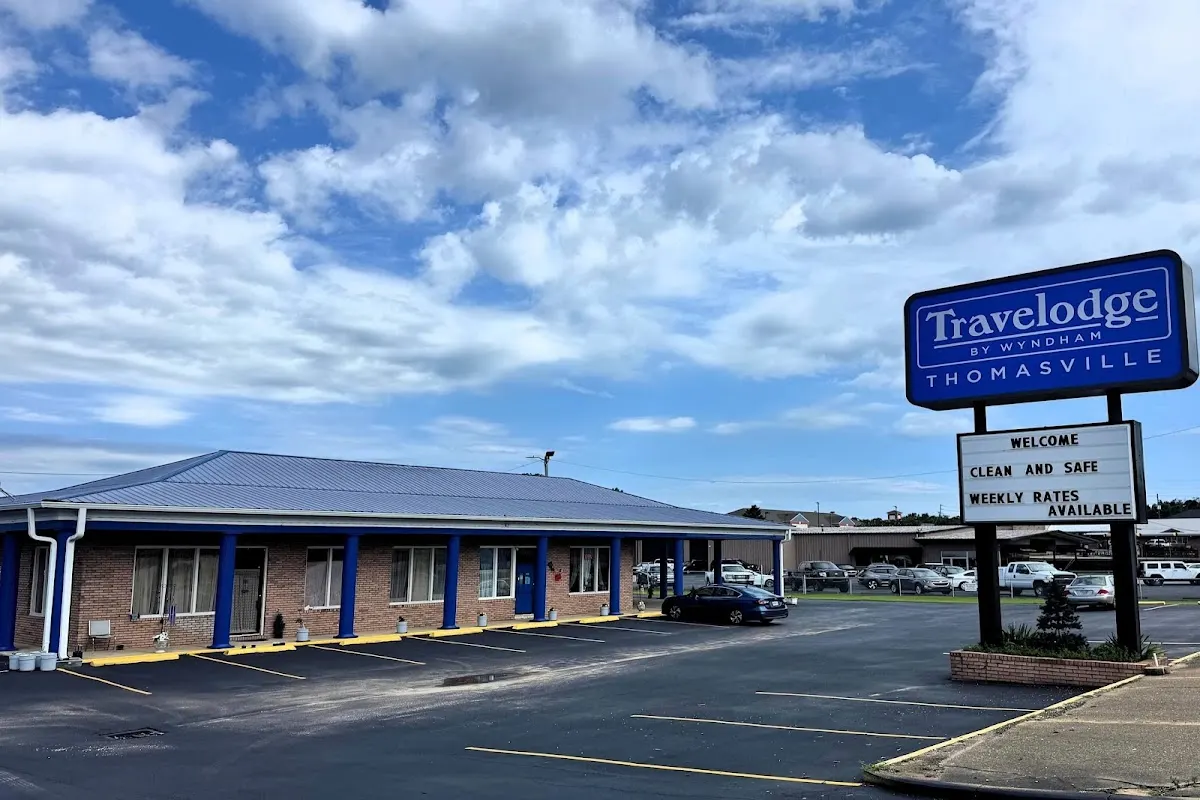 Travelodge by Wyndham Thomasville AL