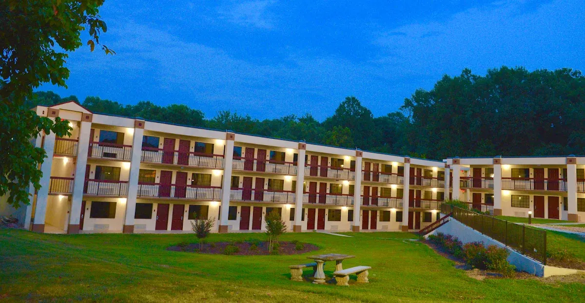 Red Roof Inn & Suites Commerce - Athens