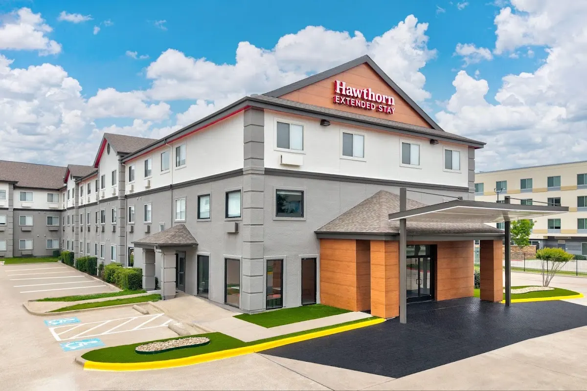 Hawthorn Extended Stay by Wyndham DFW Airport North