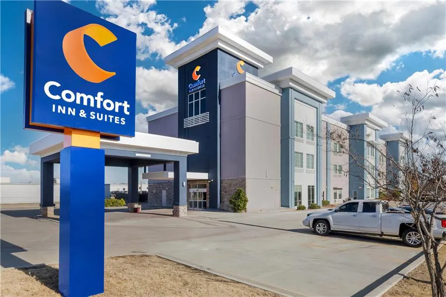 Comfort Inn & Suites